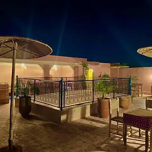 hostel-world-rooftop-marrakech.marrakeshhotelsmorocco.com/